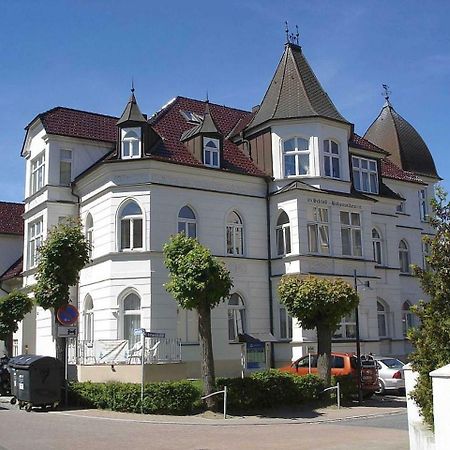 Ahlbeck, Schloss Hohenzollern Fewo Schlosszimmerchen 塞巴特黑灵斯多夫 外观 照片